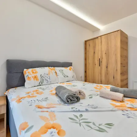 Lux Kleopatra Vip Bogic *