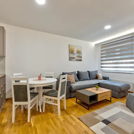 Lux Kleopatra Vip Bogic * Zlatibor